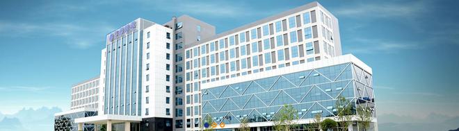 ST华西主力资金净流出近700万，业绩变脸或引发股民索赔潮