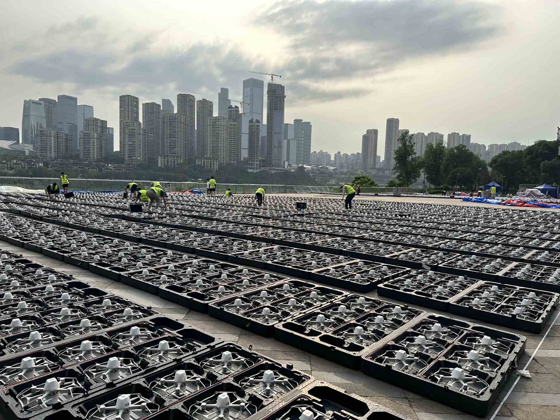 中国无人机表演再破吉尼斯纪录 独家揭秘11787架次幕后技术